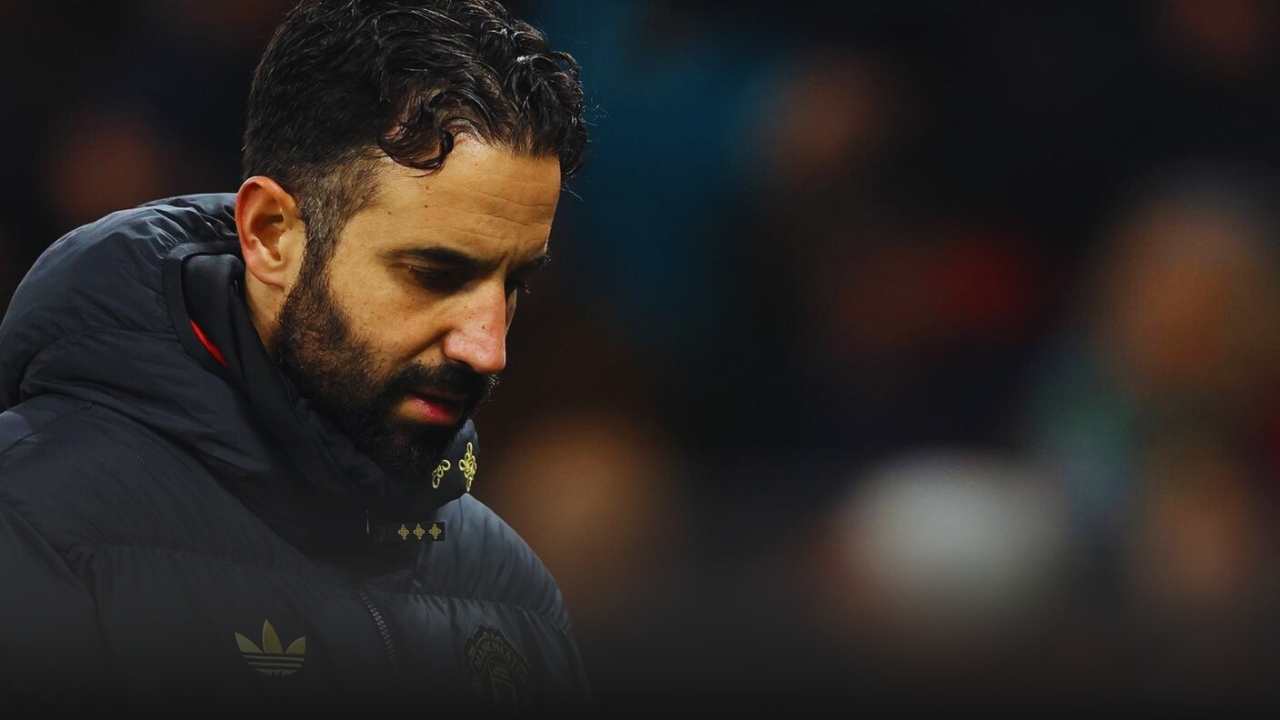 Duh! Man Utd Rugi Besar, Kompensasi Ruben Amorim Bikin Pusing Tujuh Keliling